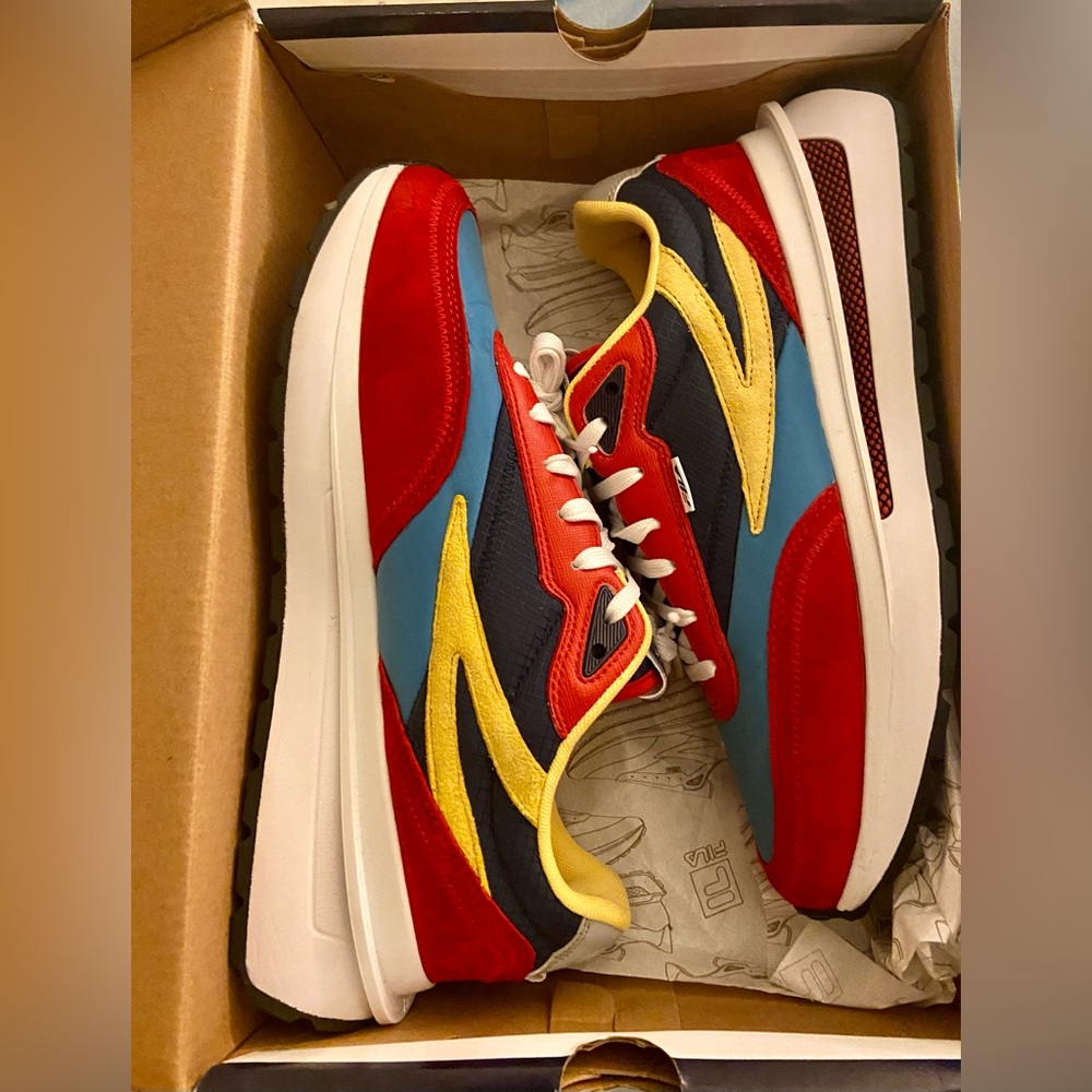FILA Mens Colorful Retro Style Casual Sneakers Size 8.5